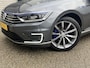 Volkswagen Passat 1.4 TSI GTE Connected Series Plus NL Auto/2e Eig./Voll.Historie/Navi/Clima/Adapt.Cruise/Schuif-Kanteldak/Apple CarPlay-Android Auto