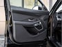 Jaguar E-Pace P300e AWD R-Dynamic SE | BTW-auto | Black Pack | 20'' Gloss Black | Panoramadak | 24 maanden Jaguar Approved