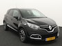 Renault Captur 1.2 TCe Dynamique Airco auto, Audio-navigatie full map, Cruise control, Hill hold functie, Regensensor, Stuurbekrachtiging snelheidsafhankelijk, Keyless entry, De Renault Captur 1.2 TCe Dynamique is een compacte SUV die stijl en praktisch gemak perfect combineert. Met zijn opvallende design, hoge instap en verrassend ruime interieur is hij ideaal vo