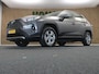 Toyota RAV4 2.5 Hybrid Active - ORIGINEEL NEDERLANDSE AUTO - ACHTERUITRIJCAMERA - APPLE CARPLAY/ANDROID AUTO - BLUETOOTH TELEFOONVOORBEREIDING - CRUISE CONTROL ADAPTIEF - DAB ONTVANGER - ELECTRONIC CLIMATE CONTROLE - ELEKTRISCHE RAMEN VOOR EN ACHTER - BUITENSPIEGELS ELEKTRISCH INKLAPBAAR - BUITENSPIEGELS ELEKTRISCH VERSTEL- EN VERWARMBAAR - PARKEERSENSOR ACHTER - LED KOPLAMPEN - LED DAGRIJVERLICHTING