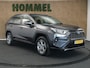 Toyota RAV4 2.5 Hybrid Active - ORIGINEEL NEDERLANDSE AUTO - ACHTERUITRIJCAMERA - APPLE CARPLAY/ANDROID AUTO - BLUETOOTH TELEFOONVOORBEREIDING - CRUISE CONTROL ADAPTIEF - DAB ONTVANGER - ELECTRONIC CLIMATE CONTROLE - ELEKTRISCHE RAMEN VOOR EN ACHTER - BUITENSPIEGELS ELEKTRISCH INKLAPBAAR - BUITENSPIEGELS ELEKTRISCH VERSTEL- EN VERWARMBAAR - PARKEERSENSOR ACHTER - LED KOPLAMPEN - LED DAGRIJVERLICHTING