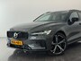 Volvo V60 T6 Plug-in hybrid AWD Ultra Dark | Achterbank verwarmd | Airco separaat achter | Apple Carplay/Android Auto|telefoonintegratie premium