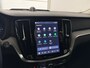 Volvo V60 T6 Plug-in hybrid AWD Ultra Dark | Achterbank verwarmd | Airco separaat achter | Apple Carplay/Android Auto|telefoonintegratie premium
