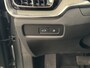 Volvo V60 T6 Plug-in hybrid AWD Ultra Dark | Achterbank verwarmd | Airco separaat achter | Apple Carplay/Android Auto|telefoonintegratie premium