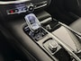 Volvo V60 T6 Plug-in hybrid AWD Ultra Dark | Achterbank verwarmd | Airco separaat achter | Apple Carplay/Android Auto|telefoonintegratie premium
