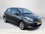 Toyota Yaris 1.3 VVT-i Dynamic | Navigatie | Trekhaak | Panoramadak | Cruise control | Licht metalen velgen |