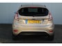 Ford Fiesta 1.0-100pk EcoBoost Titanium. Nette en erg goed onderhouden Ford Fiesta. Airco, navigatie, telefoonvoorb., LM wielen, cruise control, parkeersensoren achter etc.