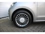 Volkswagen Up! 1.0 high up! Automaat 5-Deurs Airco/Cruise/PDC/Navi/Bluetooth/15"LM/RadioCD.AUX/Elek.Ramen/Dealeronderhoud/51.773km
