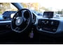 Volkswagen Up! 1.0 high up! Automaat 5-Deurs Airco/Cruise/PDC/Navi/Bluetooth/15"LM/RadioCD.AUX/Elek.Ramen/Dealeronderhoud/51.773km