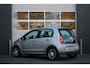 Volkswagen Up! 1.0 high up! Automaat 5-Deurs Airco/Cruise/PDC/Navi/Bluetooth/15"LM/RadioCD.AUX/Elek.Ramen/Dealeronderhoud/51.773km
