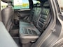 Volkswagen Touareg 3.0 TDI Highline DSG - Pano.dak - Leder - Trekhaak