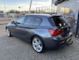 BMW 1-Serie 120i Sport Line 184PK , Trekhaak, Navi, PDC, Cruise, Bluetooth, LMV 18 Inch, Stoelverwarming