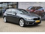 BMW 1-Serie 120i Sport Line 184PK , Trekhaak, Navi, PDC, Cruise, Bluetooth, LMV 18 Inch, Stoelverwarming