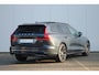 Volvo V60 T6 Plug-in hybrid AWD Plus Dark | Adaptive Cruise & Pilot Assist | Semi-Elektrische Trekhaak | Verwarmbare Voorruit | Premium Audio by Harman Kardon | 360-Camera | Stoel&Stuurverwarming |