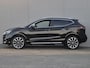 Nissan Qashqai 1.3 DIG-T Tekna + / Allseason banden / Panoramadak / Rondomzicht camera / Bose Audio Systeem / Stuur-, Stoel en Voorruit verwarming / Trekgewicht 1500 kg / Keyless Entry/Start / Adaptief CC /