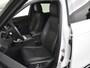 Land Rover Range Rover Evoque 1.5 P300e AWD R-Dynamic SE 309pk | Trekhaak | 360 Camera | Dodehoekdectie | Elektrische stoelen | MERIDIAN Audio systeem | Lederen bekleding | 20"LMV
