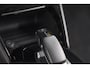 Peugeot e-2008 EV Allure Pack 50 kWh | 3 Fase Laadfunctie | Parkeersensoren | Apple Carplay | Climate Control