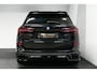 BMW X5 xDrive45e M Sport / Maxton Design Bodykit V.2 / Panoramadak / Stoelmassage / BMW Laser koplampen / Stoelkoeling + verwarming / Luchtvering / Rondomzichtcamera / HUD / Apple Carplay - Android Auto / Keyless / Lederen bekleding / Achteruitrijcamera / Stuurwielverwarming / Ambienteverlichting / Shadow Line koplampen