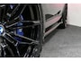 BMW X5 xDrive45e M Sport / Maxton Design Bodykit V.2 / Panoramadak / Stoelmassage / BMW Laser koplampen / Stoelkoeling + verwarming / Luchtvering / Rondomzichtcamera / HUD / Apple Carplay - Android Auto / Keyless / Lederen bekleding / Achteruitrijcamera / Stuurwielverwarming / Ambienteverlichting / Shadow Line koplampen