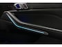 BMW X5 xDrive45e M Sport / Maxton Design Bodykit V.2 / Panoramadak / Stoelmassage / BMW Laser koplampen / Stoelkoeling + verwarming / Luchtvering / Rondomzichtcamera / HUD / Apple Carplay - Android Auto / Keyless / Lederen bekleding / Achteruitrijcamera / Stuurwielverwarming / Ambienteverlichting / Shadow Line koplampen