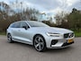 Volvo V60 2.0 T6 Twin Engine AWD R-Design Automaat / 1e Eigenaar / Harman-Kardon / Panoramadak / Trekhaak / Leder / Camera / LED /