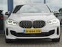 BMW 1-Serie M135i xDrive Executive Edition 306 PK, Full LED / Carplay / PDC / Stoelverwarming / 19' M dubbelspaak velgen