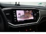 Volkswagen T-Roc 1.5 TSI Sport 150pk Automaat | LED | Trekhaak | Camera