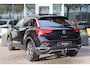 Volkswagen T-Roc 1.5 Style TSI 150pk | Pano | Adaptive | Parkeersensoren | Carplay | DAB | Navigatie | LED