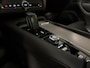 Volvo XC90 T8 AWD Recharge R-Design | Luchtvering | Trekhaak | 360° Camera | Head-Up Display | Harman Kardon | Schuifdak | Adaptieve Cruise Control | Standkachel met Volvo On Call App | Stoelverwarming voor+achter | Stuurwielverwarming | 22 Inch | Full LED Meesturen