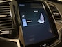 Volvo XC90 T8 AWD Recharge R-Design | Luchtvering | Trekhaak | 360° Camera | Head-Up Display | Harman Kardon | Schuifdak | Adaptieve Cruise Control | Standkachel met Volvo On Call App | Stoelverwarming voor+achter | Stuurwielverwarming | 22 Inch | Full LED Meesturen