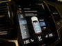 Volvo XC90 T8 AWD Recharge R-Design | Luchtvering | Trekhaak | 360° Camera | Head-Up Display | Harman Kardon | Schuifdak | Adaptieve Cruise Control | Standkachel met Volvo On Call App | Stoelverwarming voor+achter | Stuurwielverwarming | 22 Inch | Full LED Meesturen