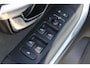 Volvo V40 Cross Country T4 Momentum | Navigatie | Cruise Control | Bluetooth Telefonie & Multimedia | Climate Control | Radio | Regensenor | Parkeersensor achter |