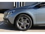 Volvo V40 Cross Country T4 Momentum | Navigatie | Cruise Control | Bluetooth Telefonie & Multimedia | Climate Control | Radio | Regensenor | Parkeersensor achter |