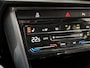 Volkswagen T-Roc 1.5 TSI Style / AUTOMAAT/ TREKHAAK/ CAMERA/ PARK. SENSOREN/ LEDEREN MEMORY SEATS/ KEYLESS/ IQ. LIGHT/ STOEL-STUURVERWARM./ DIGITAL DASHBOARD/ ADAPT. CRUISE/ APP CONNECT/ NAVI/ CLIMA/ DAB/ 17" LMV