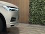 Volvo XC60 T6 AWD Recharge Inscription | Schuifdak | Lederen bekleding | Parkeercamera | 18 Inch | Cruise Control | Keyless Drive | Parkeersensoren voor+achter | Elektrisch bedienbare achterklep | Climate Control L+R | Navigatie | DAB Radio | Apple Carplay/Android A