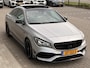 Mercedes-Benz CLA AMG 45 4MATIC MATGRIJS | Leder | Pano | Schaalstoelen | Harman / Kardon | Apple Carplay | Achteruitrijcamera