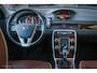 Volvo V70 1.6 D2 Summum Inscription | Dealer Onderhouden | Rijklaar | Pano | Stoelverwarming- en verkoeling | Standkachel