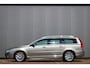 Volvo V70 1.6 D2 Summum Inscription | Dealer Onderhouden | Rijklaar | Pano | Stoelverwarming- en verkoeling | Standkachel