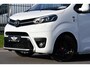 Toyota ProAce 2.0 D-4D GR Sport Edition 360 Camera, Cruise, Carplay, Head-up, 177pk, 2 x Schuifdeur, Trekhaak, Stoelverwarming, Automaat, Uniek!