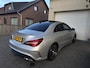 Mercedes-Benz CLA 180 AMG Edition Panoramadak Navi Nightpakket SportLeder Led Camera SfeerVerlichting 18" Pdc