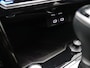 Volkswagen T-Roc 1.5 TSI R-Line Edition 150PK DSG Pano-Schuifdak, Black Style, Trekhaak, Matrix LED, Keyless, 16” lm winterset, Elektr. Achterklep, 18” LM Velgen, Side Assist