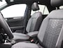 Volkswagen T-Roc 1.5 TSI R-Line Edition 150PK DSG Pano-Schuifdak, Black Style, Trekhaak, Matrix LED, Keyless, 16” lm winterset, Elektr. Achterklep, 18” LM Velgen, Side Assist