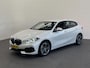 BMW 1-Serie 118i Sportline Business Edition Aut. Navigatie Apple Carplay/Android Auto Camera Parkeersensoren Cruise Control Virtual Cockpit Sfeerverlichting Ledverlichting Climate Control Lichtmetalen velgen