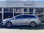 Toyota Avensis 1.8 VVT-i 147pk Dynamic Business | Trekhaak, Navigatie, Parkeersensoren, Camera, Cruise control, Half leer, Stoelverwarming