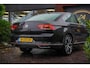 Volkswagen Passat 1.5 TSI Elegance Business R Leer Navi