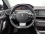 Peugeot 308 1.2 Blue Lease Premium 110pk | Glazen Dak | Navigatie | Climate Control | Cruise Control | Achteruitrijcamera | Parkeersensoren Voor + Achter | DAB Ontvanger | 16" Lichtmetalen Velgen | Apple Carplay/Android Auto |