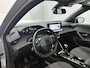 Peugeot 2008 1.2 Allure 100pk Automaat | Navigatie | Climate Control | Cruise Control | Camera/Parkeersensoren Voor + Achter | LED | 17" Lichtmetalen Velgen | Dodehoekdetectie | Apple Carplay/Android Auto |