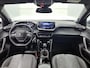 Peugeot 2008 1.2 Allure 100pk Automaat | Navigatie | Climate Control | Cruise Control | Camera/Parkeersensoren Voor + Achter | LED | 17" Lichtmetalen Velgen | Dodehoekdetectie | Apple Carplay/Android Auto |