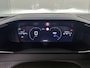 Peugeot 2008 1.2 Allure 100pk Automaat | Navigatie | Climate Control | Cruise Control | Camera/Parkeersensoren Voor + Achter | LED | 17" Lichtmetalen Velgen | Dodehoekdetectie | Apple Carplay/Android Auto |