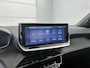 Peugeot 2008 1.2 Allure 100pk Automaat | Navigatie | Climate Control | Cruise Control | Camera/Parkeersensoren Voor + Achter | LED | 17" Lichtmetalen Velgen | Dodehoekdetectie | Apple Carplay/Android Auto |
